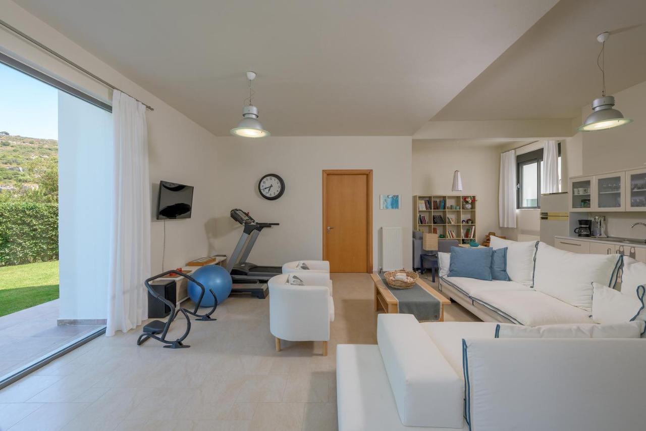 Ixian Hilltop Villa Jaliszósz Kültér fotó